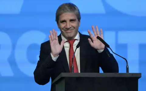 Luis Caputo - ministro de Economía de la Nación