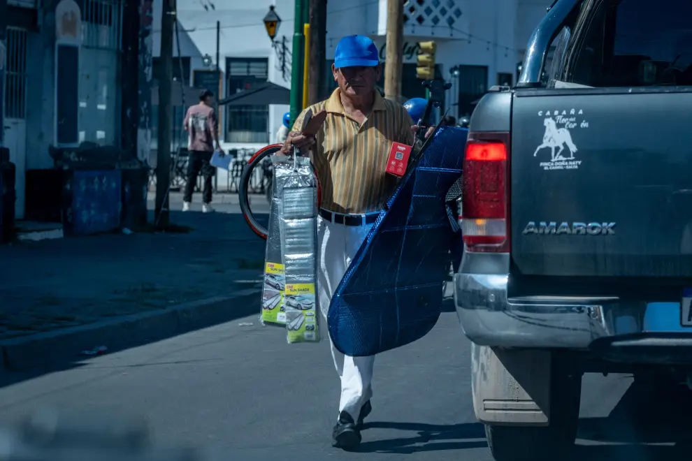 Inflación INDEC precariedad pobreza vendedor ambulante