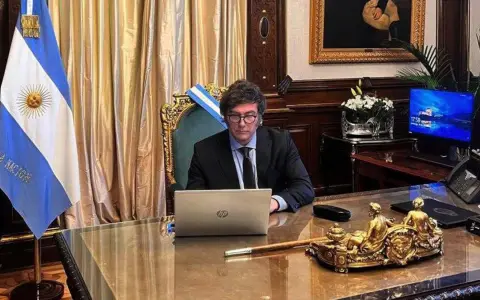 Milei en su despacho de la Casa Rosada