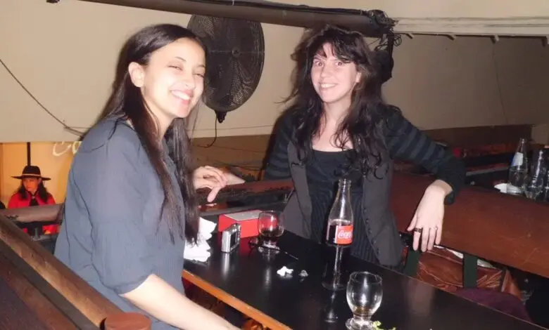 Houria Moumni y Cassandre Bouvier