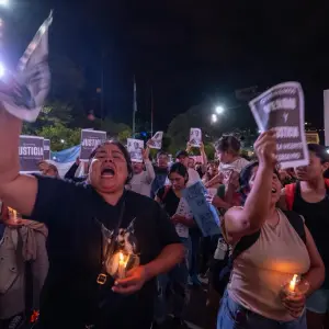 Emotiva y multitudinaria segunda marcha por Vicente Osvaldo Cordeyro