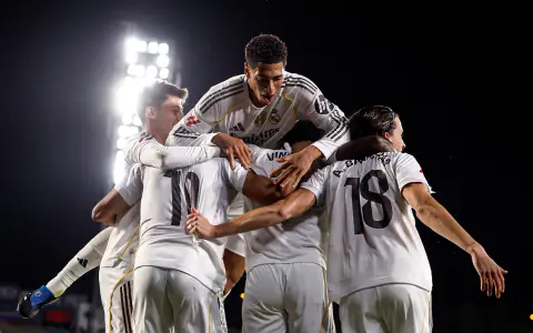 El festejo del gol de Kylian Mbappé para el triunfo sufrido del Real Madrid.