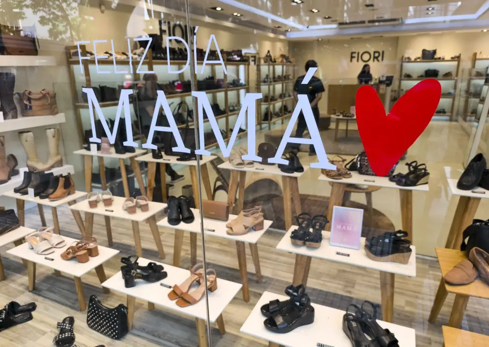 Las ventas en los comercios minoristas pymes durante el Día de la Madre mostraron una retracción del 3,5
