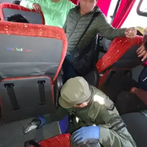Pasajero salteño detenido en Catamarca por viajar con marihuana oculta en un colectivo