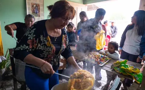 Comedor "Por una sonrisa" - Barrio Primera Junta