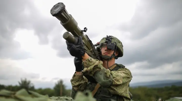 Soldado con Misil Igla-S