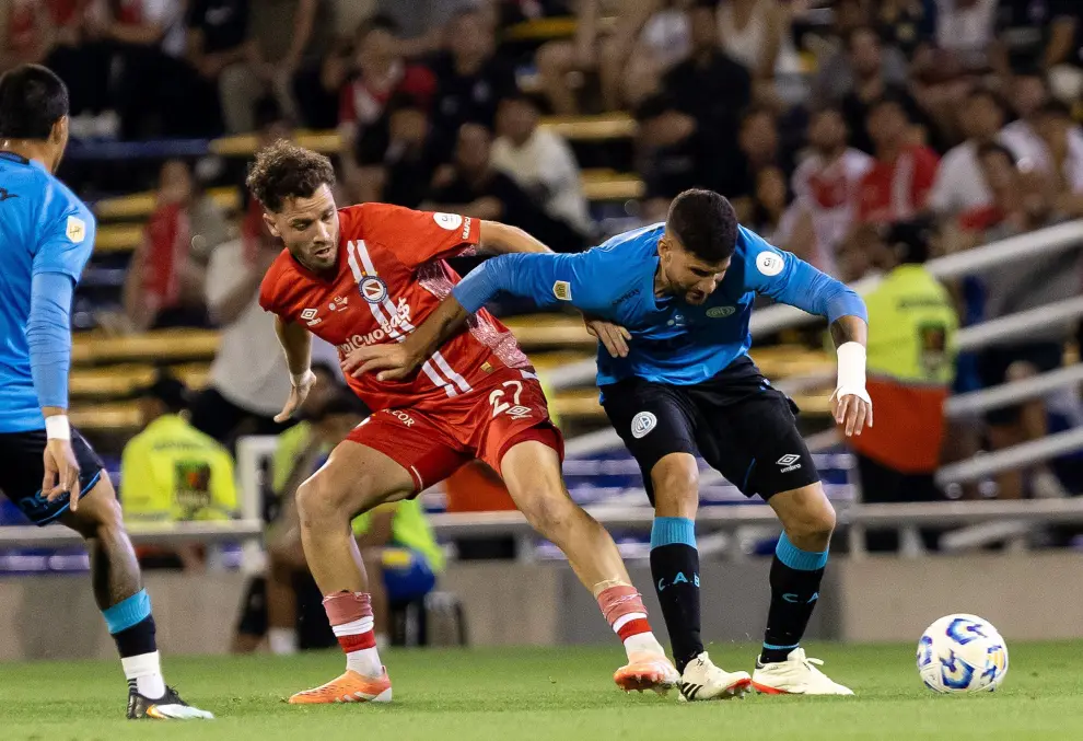 Lucha entre el Bicho y el Pirata.