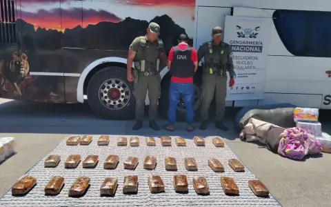 Ciudadano boliviano fue detenido y puesto a disposición de la Justicia federal.