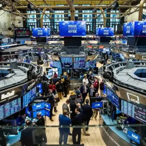Subas de hasta el 35% en las acciones argentinas en Wall Street tras la victoria libertaria