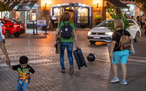 Turistas en Salta Turismo
