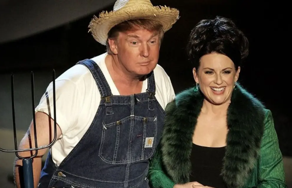 Donald Trump caracterizado como un granjero.