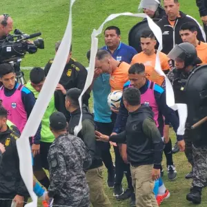Discutida sanción de la AFA: Gimnasia de Jujuy perdió el partido ante Deportivo Madryn por amenazas al árbitro