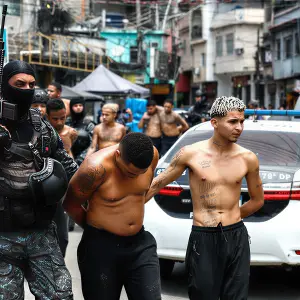 Videos: Mueren al menos 64 personas en una batalla contra el narcotráfico