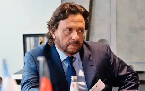Gustavo Sáenz sigue muy de cerca la discusión de la reforma laboral