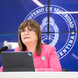 Patricia Bullrich se despidió de Seguridad: "Hay que seguir cuidando a los argentinos y a quienes nos cuidan"
