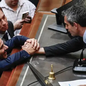 La Libertad Avanza y el PRO progresan hacia un interbloque para controlar Diputados