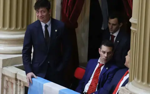 Santiago Caputo y gabinete