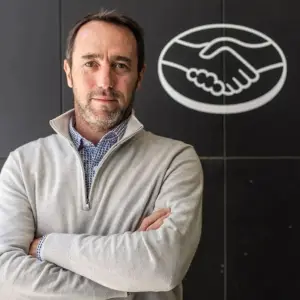 La Argentina golpea a Mercado Libre, pero el gigante de Marcos Galperin encuentra en Brasil su salvavidas