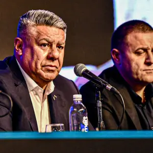 A las piñas: Chiqui Tapia amenazó con desafiliar a San Lorenzo en una reunión escandalosa en AFA