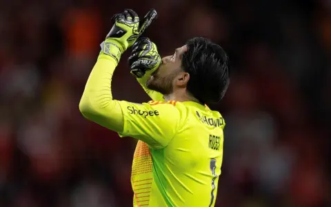 Agustín Rossi aclaró por qué se fue de Boca en 2023 y se ilusiona con la Selección argentina.