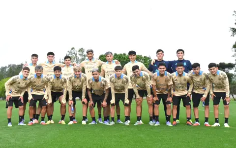 La Selección argentina Sub 17 ya está en tierras qataríes.