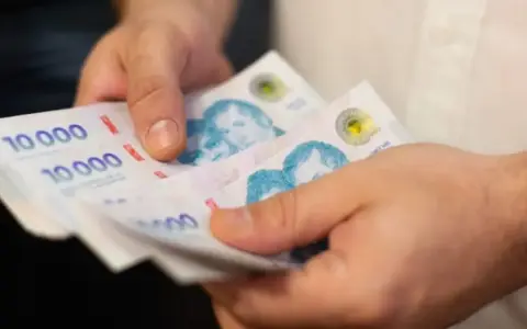 No hubo acuerdo entre las partes para fijar el nuevo Salario Mínimo Vital y Móvil