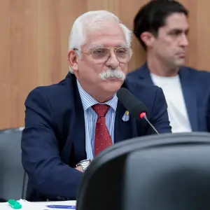 VIDEO - "Asesores, asesoritos y aseSORETES": Diputado salteño en pleno debate por presupuesto 2026