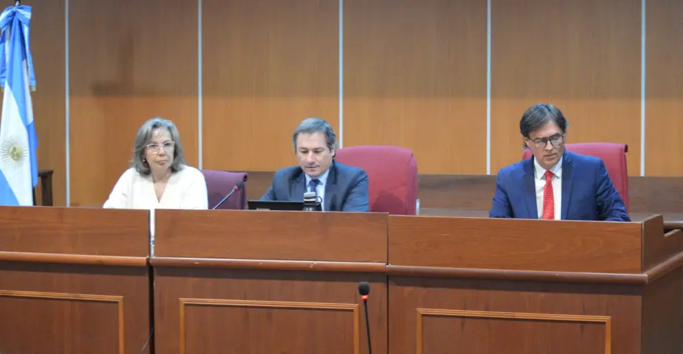 Los jueces del segundo juicio.