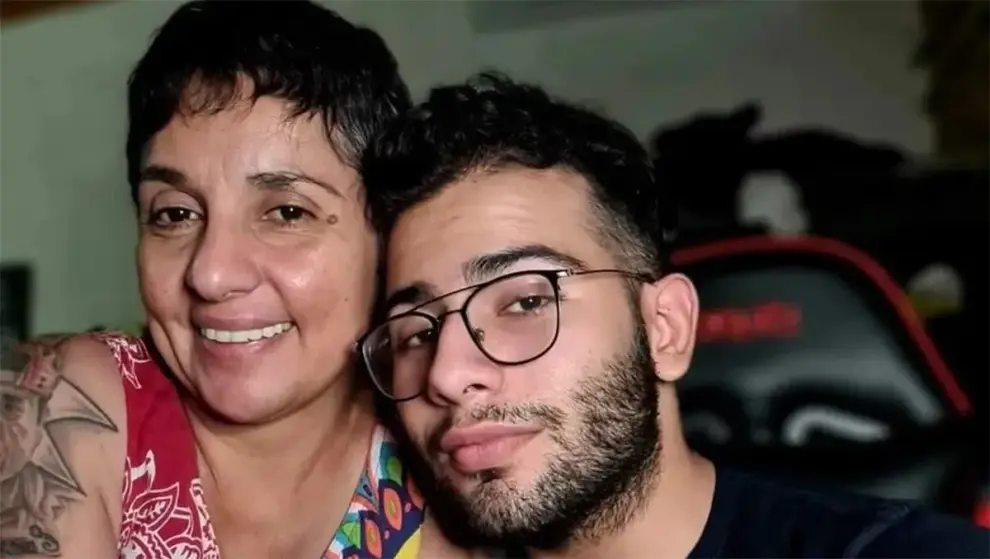 Marcela Acuña y César Sena
