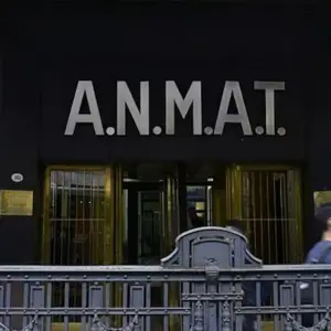 ANMAT ordena el retiro de lotes de productos de un laboratorio por posible contaminación y desvío de calidad