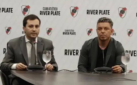 Di Carlo confirma la continuidad del "muñe" y extiende su contrato hasta diciembre del 2026