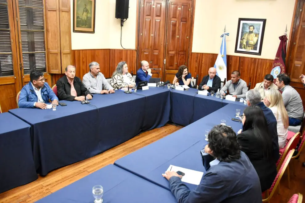 Cristina Fiore con senadores