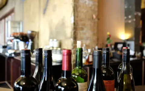 Botella De Vino