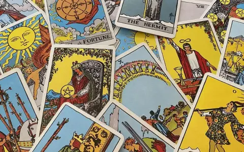El tarot también "juega" el Superclásico.