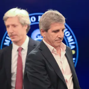 The Wall Street Journal asegura que los bancos de EE.UU. suspenden el rescate de la Argentina