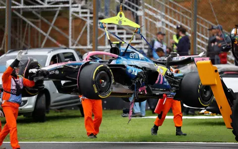 Así quedó el auto de Franco Colapinto post choque en la curva 3.