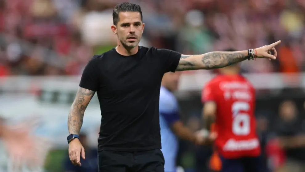 Fernando Gago fue despedido del Necaxa mexicano.