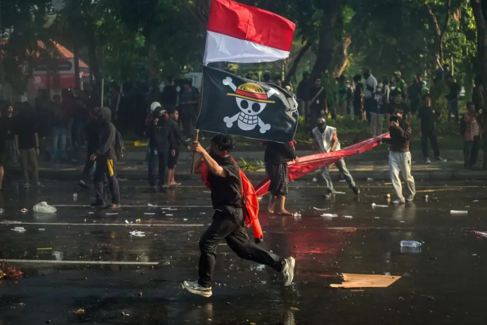 La bandera pirata que une a la generación Z
