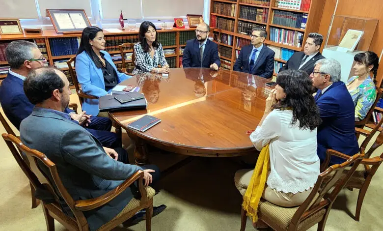 Caja de abogados en la Corte