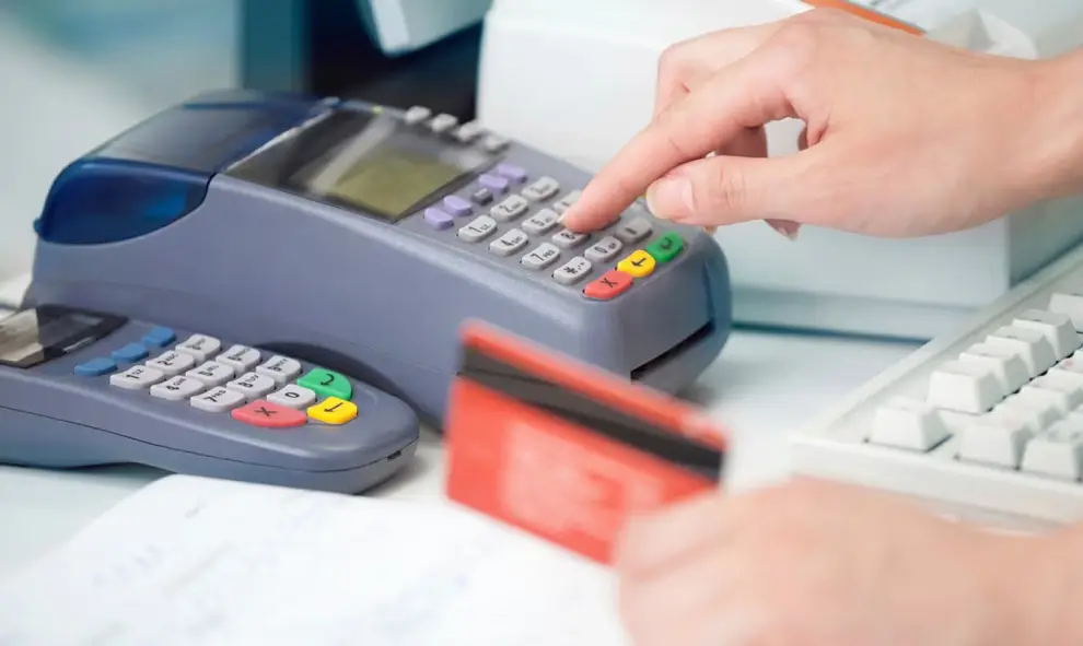Las compras con tarjeta de crédito en la Argentina superan a las de débito