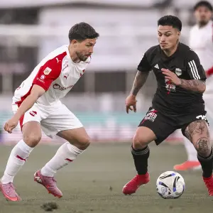 Independiente le dio una mano gigante a River: le ganó sobre la hora a Riestra en su estadio "imbatible"