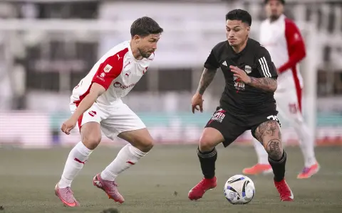 Independiente le sacó un histórico invicto a Riestra en el Bajo Flores.