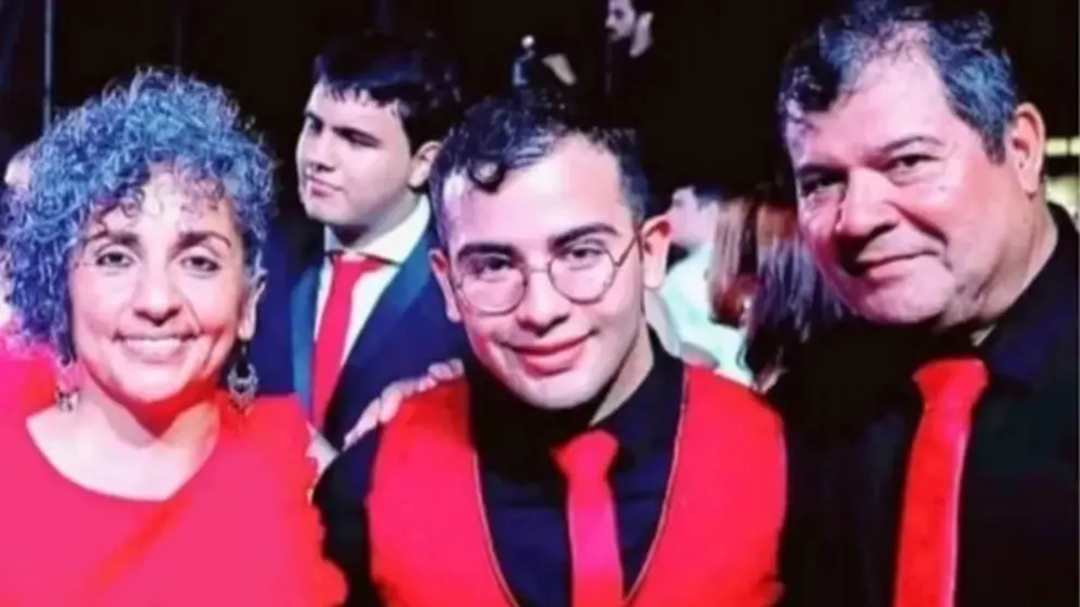 Marcela Acuña, César Sena y Emerenciano Sena.