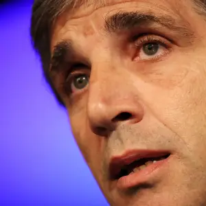 El tiempo apura a Luis Caputo y el 9 de enero tiene una fecha clave