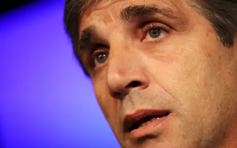 Luis Caputo afirmó que el rumbo económico es “indeclinable”