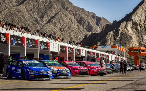 Todo el rugir del TC2000 en Salta.