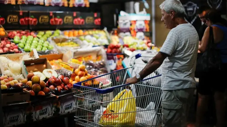 Frutas y educación los rubros que mas se encarecieron a lo largo del año.