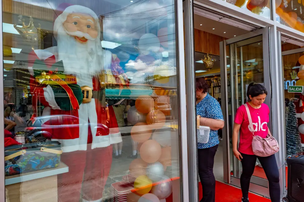 Navidad en salta comercios empiezan a vender productos