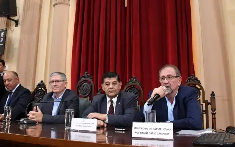 Reunión de legisladores y ministros por el Presupuesto 2026
