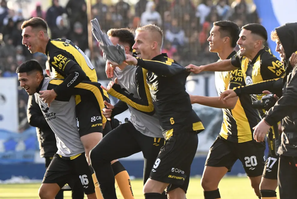 Deportivo Madryn, candidato al ascenso a Primera.